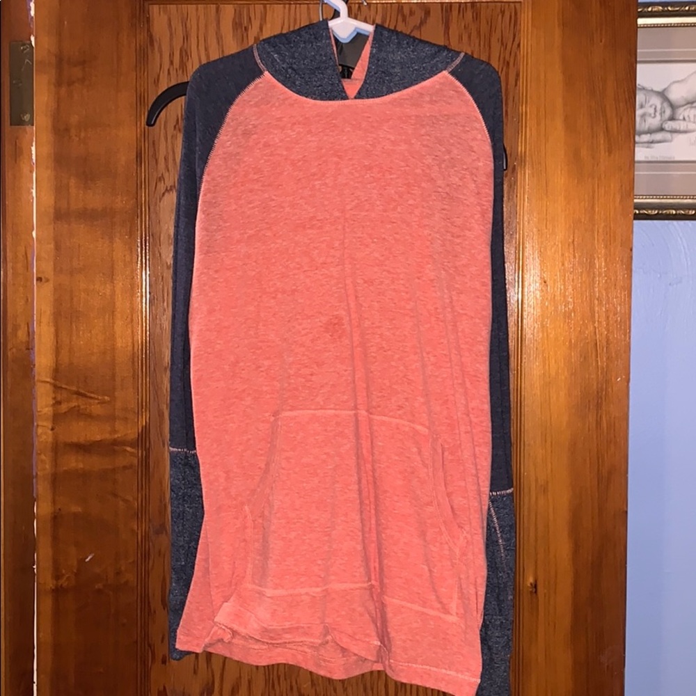 BKE hoodie tshirt
